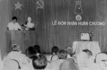 Lễ đón nhận Huân chương lao động hạng Ba năm 1986 Lễ đón nhận Huân chương lao động hạng Ba năm 1986